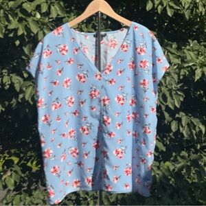 🛍️ 3/$15 Floral Blue Women's Top Blouse XL